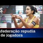 Atleta usa premiação para fazer militância anti-Bolsonaro