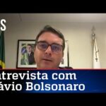 EXCLUSIVO: Flávio Bolsonaro comenta depoimento de Hang à CPI
