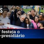 PT celebra 2 anos anos de soltura de Lula da cadeia
