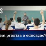 Prefeitos não querem reajuste a professores dado por Bolsonaro