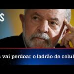 Celular some em evento com Lula e fato vira piada na internet