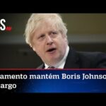 Boris Johnson escapa e fica no cargo de primeiro-ministro no Reino Unido
