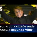 Bolsonaro volta à cidade onde tomou a facada e promete dar a vida pelo Brasil