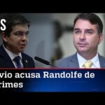 Flávio Bolsonaro pede a Aras apreensão do celular de Randolfe Rodrigues