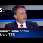 Em sabatina, Bolsonaro diz que TSE é parcial e faz perseguição política